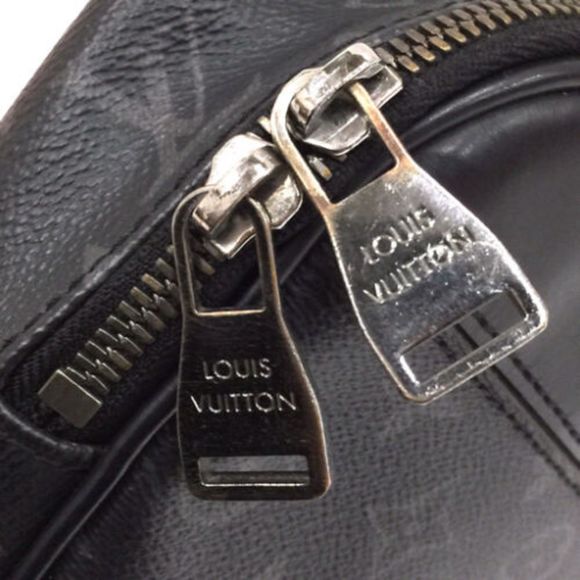 LOUIS VUITTON Bum Bag Monogram Eclipse Black - Picture 8 of 11